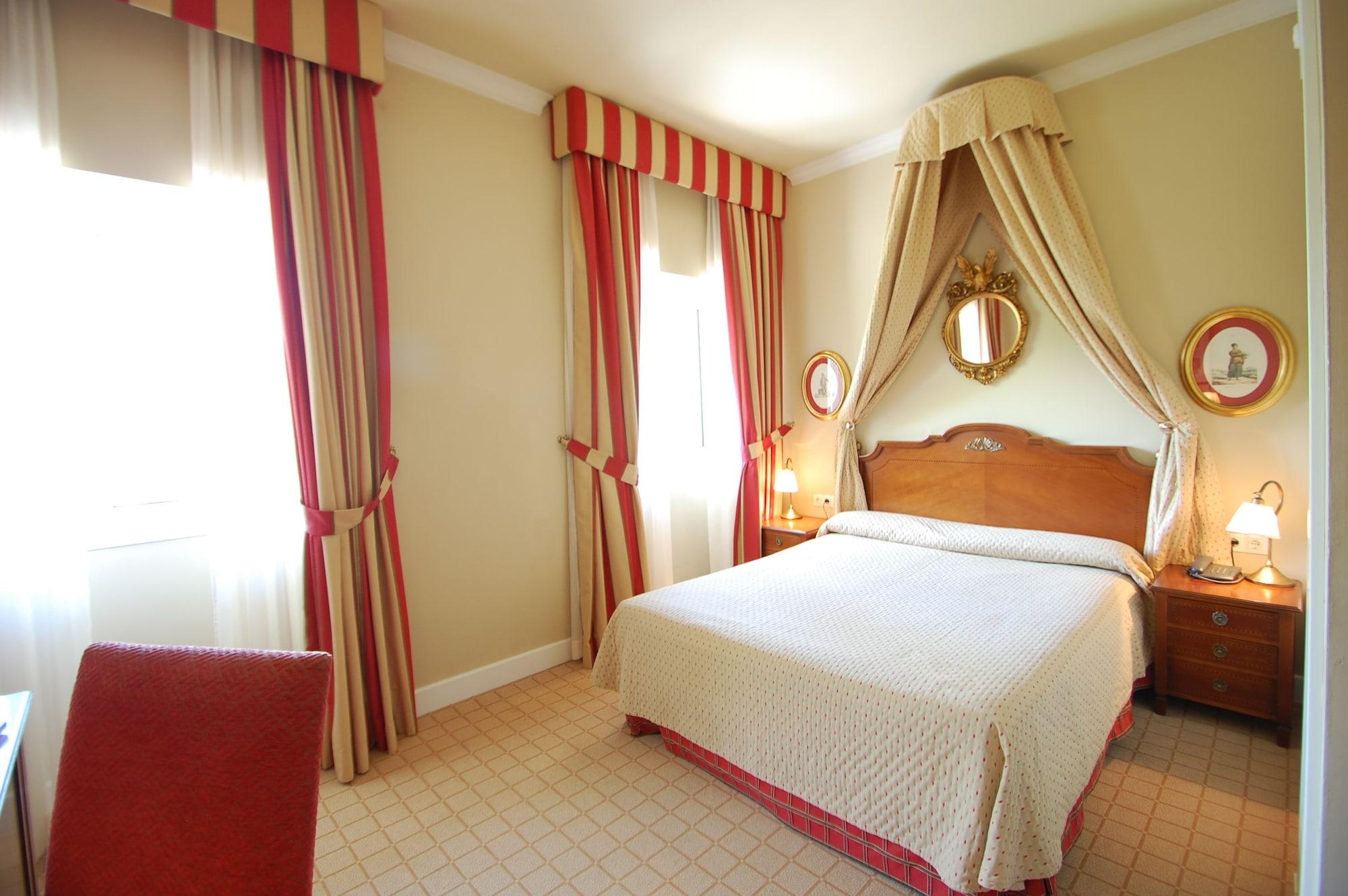 อาร์เชีย แกรน โฮเต็ล เพลาโญ Hotel โกบาดองกา ภายนอก รูปภาพ
