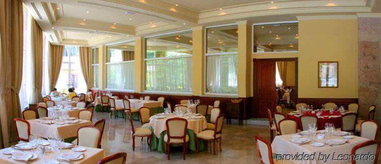 อาร์เชีย แกรน โฮเต็ล เพลาโญ Hotel โกบาดองกา ร้านอาหาร รูปภาพ