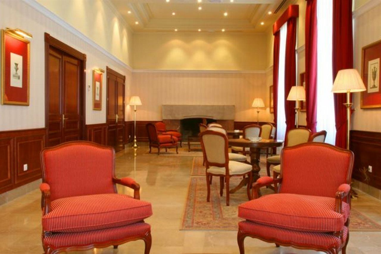 อาร์เชีย แกรน โฮเต็ล เพลาโญ Hotel โกบาดองกา ภายนอก รูปภาพ
